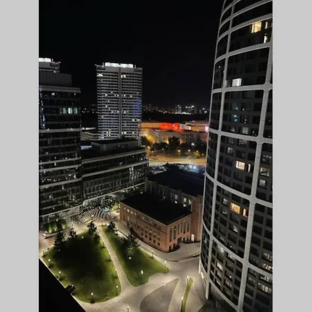 Castle View And Skyline View, Sky Park * ブラチスラヴァ