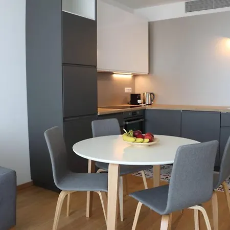 Castle View And Skyline View, Sky Park Apartment
