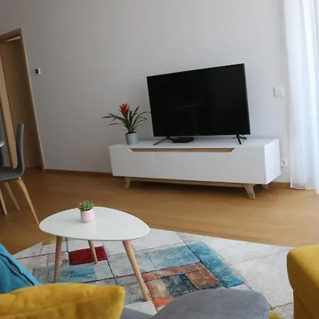 Apartment Castle View And Skyline View, Sky Park Bratislava